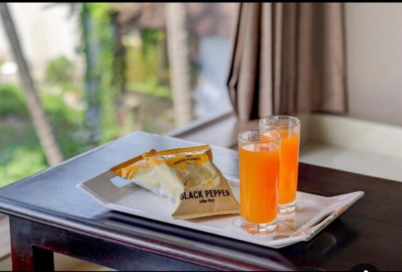 Hotel Season Αχμπανταμπάντ Εξωτερικό φωτογραφία
