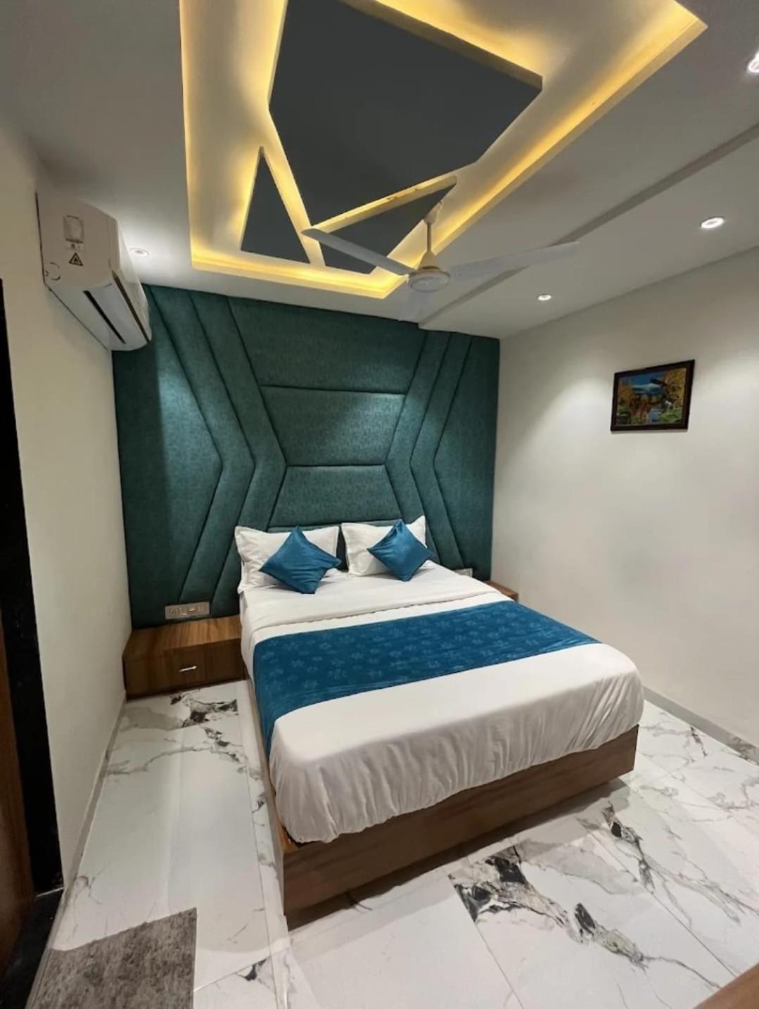Hotel Season Αχμπανταμπάντ Εξωτερικό φωτογραφία