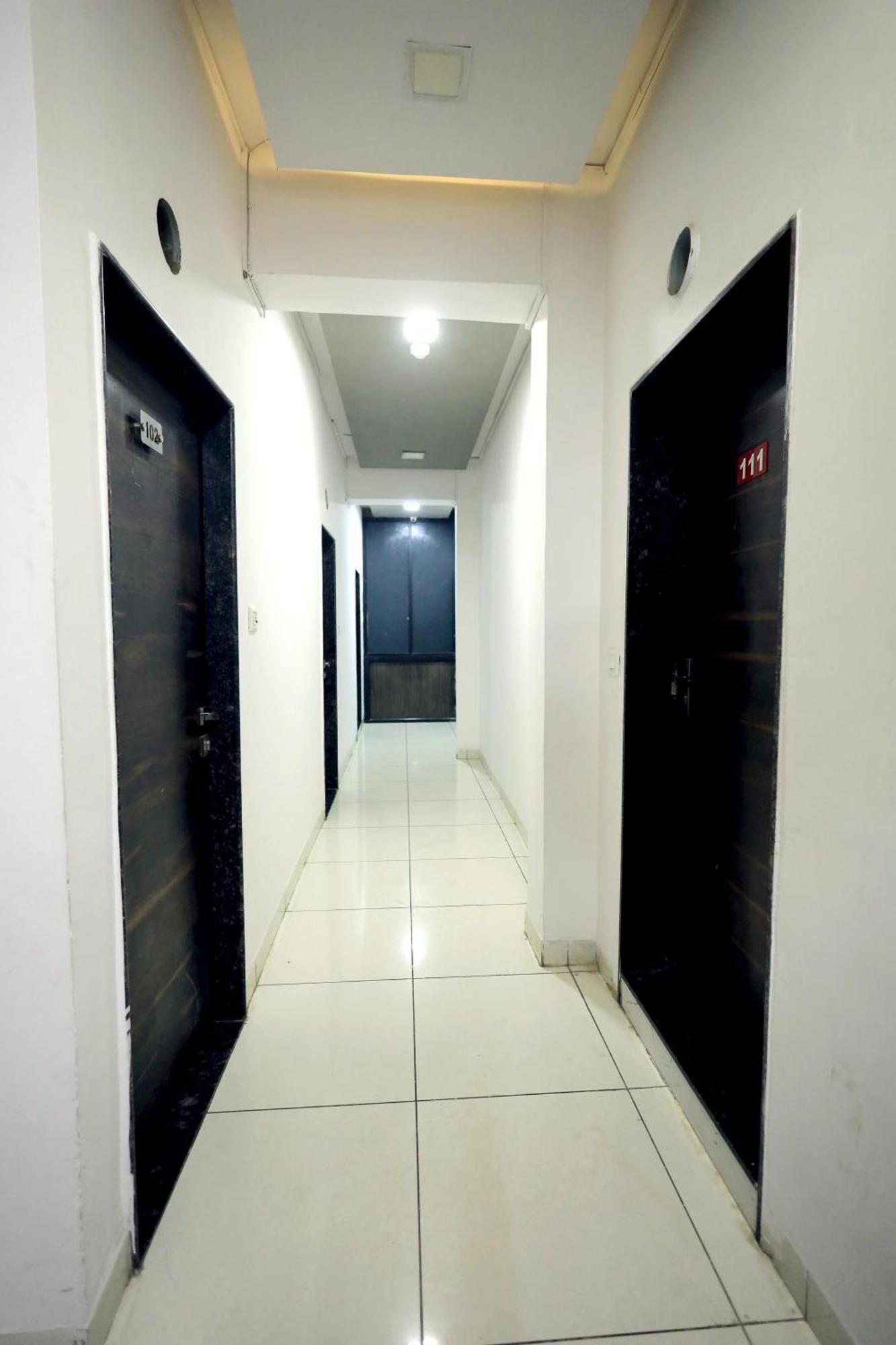 Hotel Season Αχμπανταμπάντ Εξωτερικό φωτογραφία